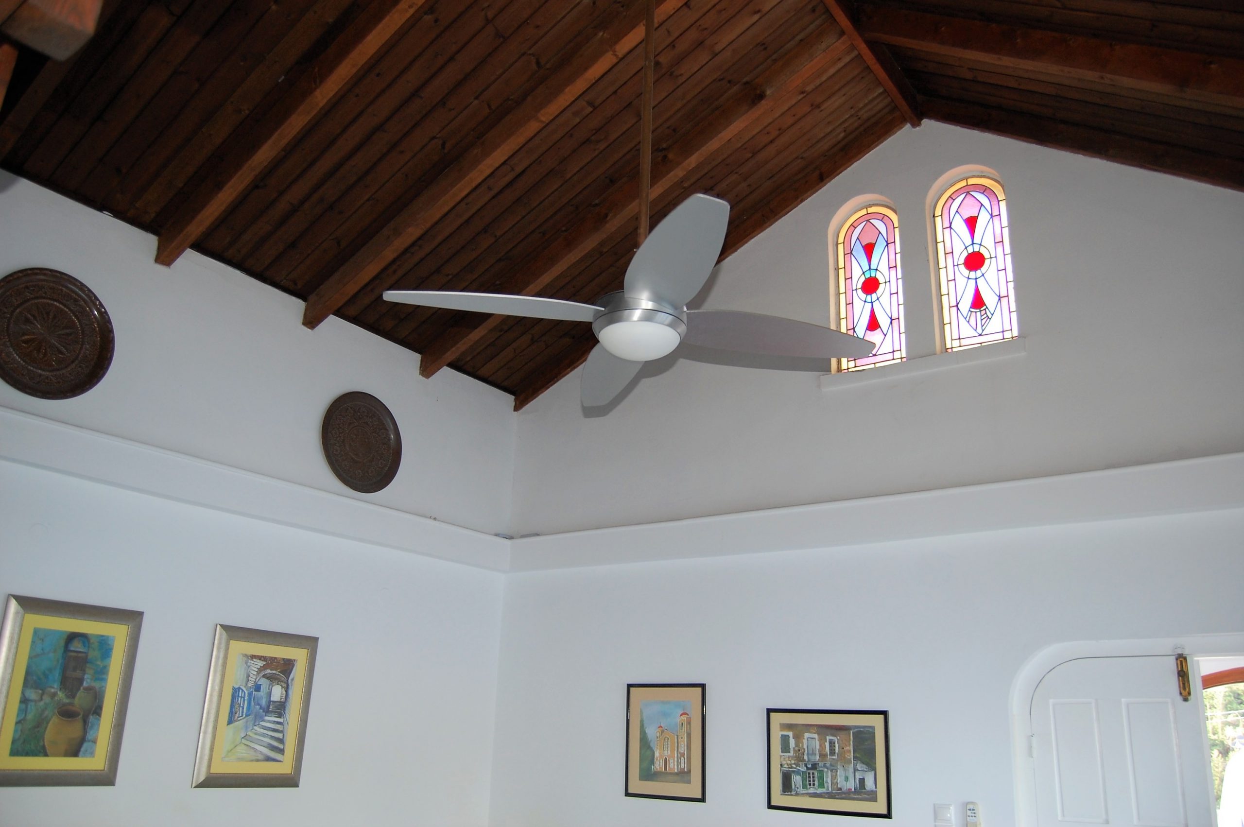 Interior living area of house for rent Ithaca Greece, Frikes