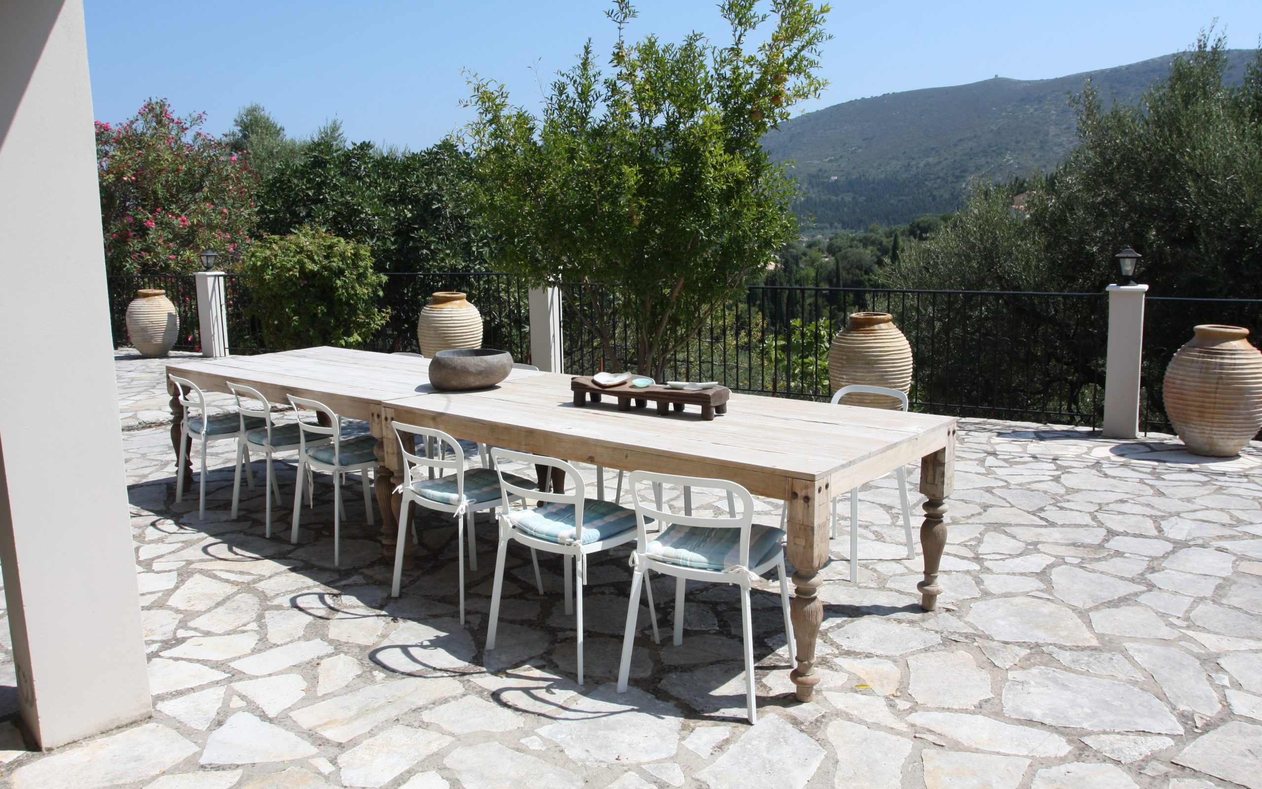 Outdoor terrace area of house for rent in Ithaca Greece, Kolleri