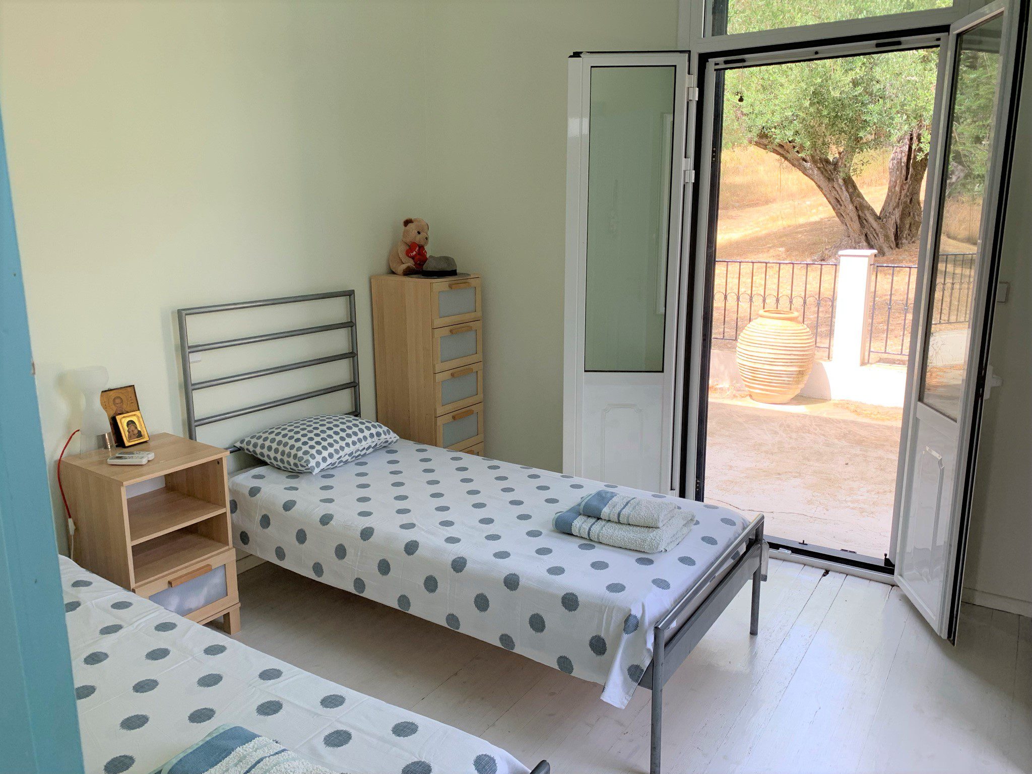 Bedroom of holiday house for rent on Ithaca Greece, Kolleri