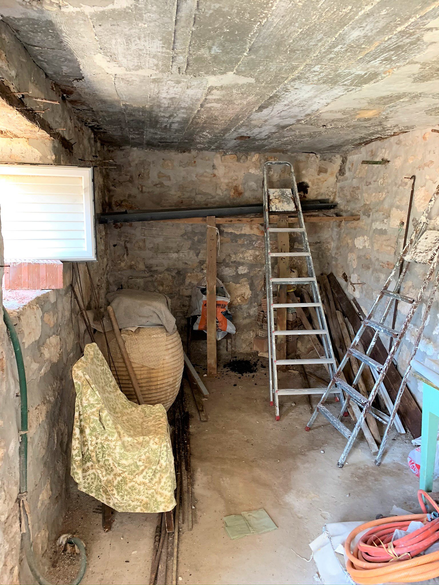 Storeroom underneath house for sale in Ithaca Greece, Vathi