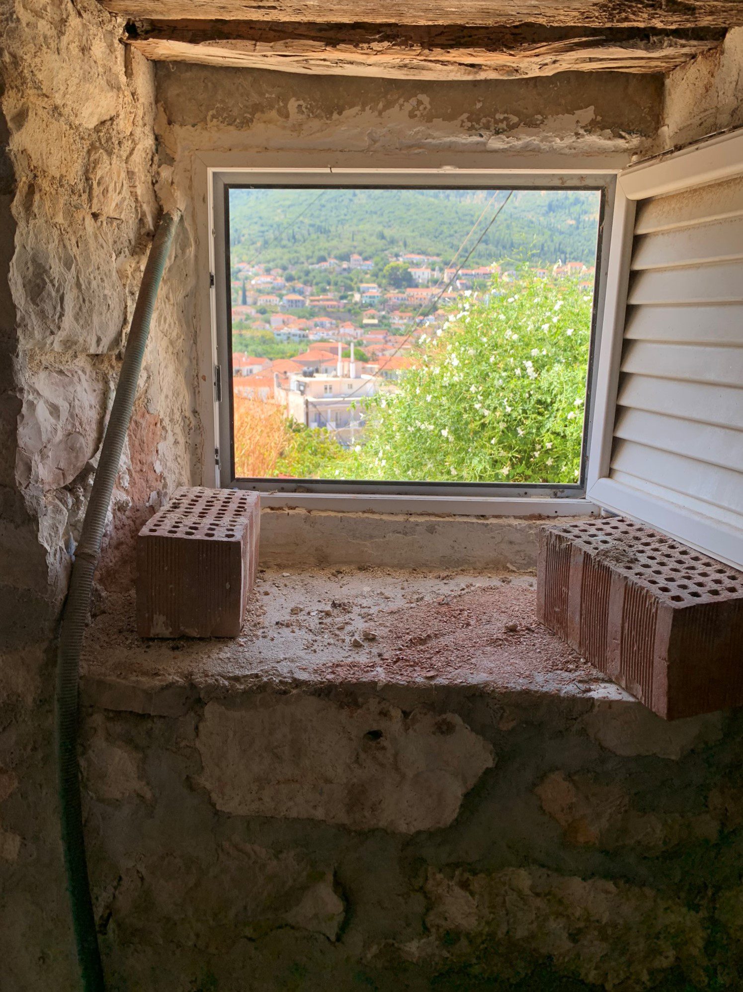 Storeroom underneath house for sale in Ithaca Greece, Vathi