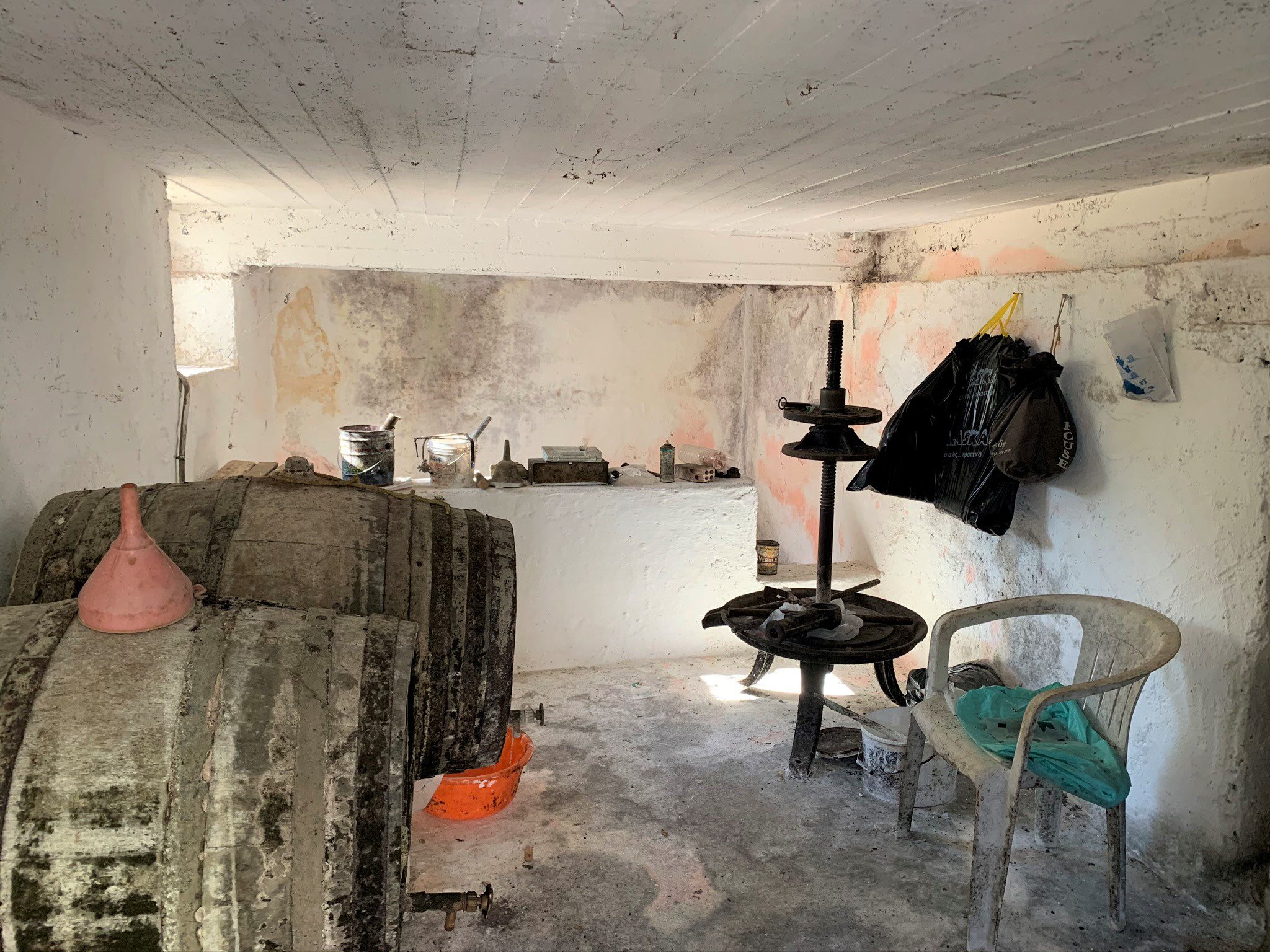 Storeroom for sale in Ithaca Greece, Stavros