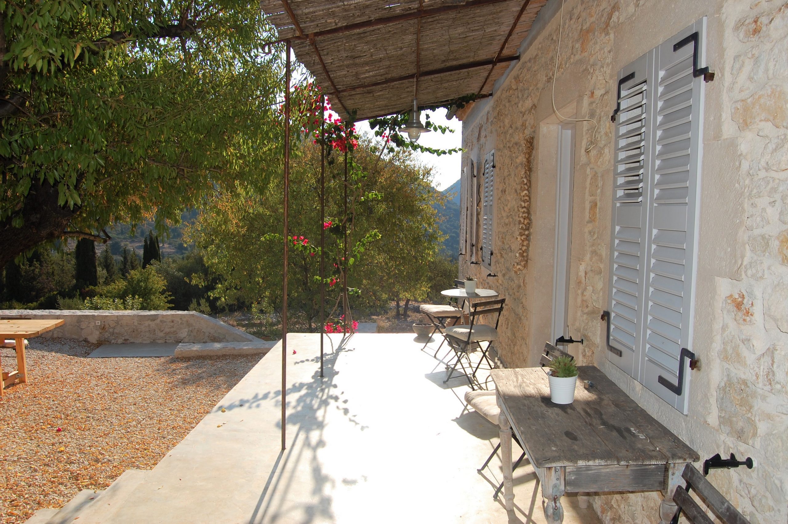 Stone built Villa Kalos for rent, Ithaca Greece Lahos