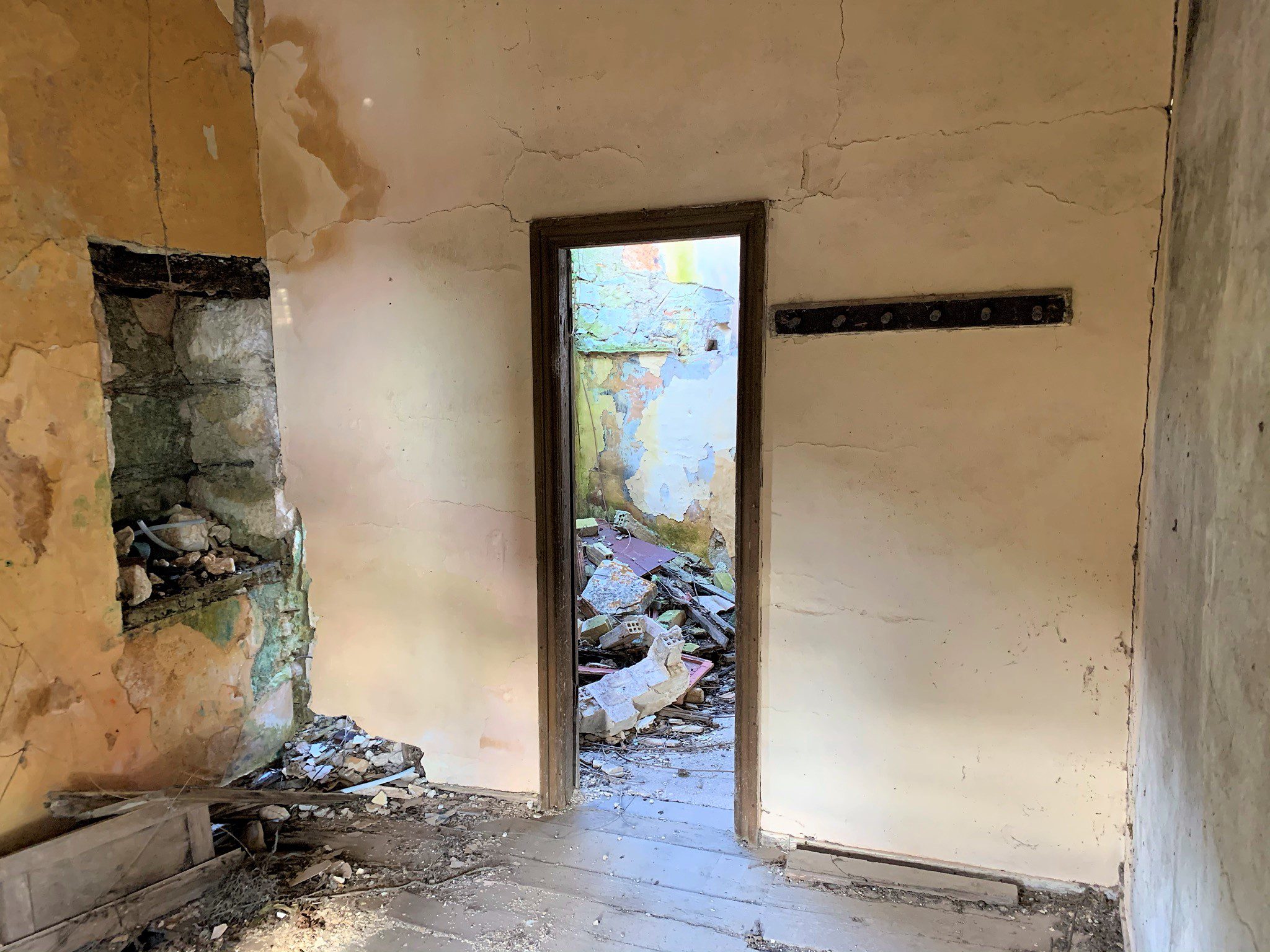 Interior of house for sale in Ithaca Greece Kolleri