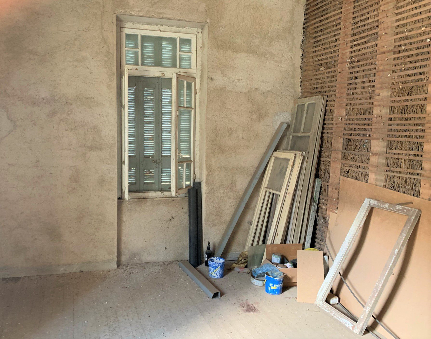 interior space of house for sale in Ithaca Greece Anogi