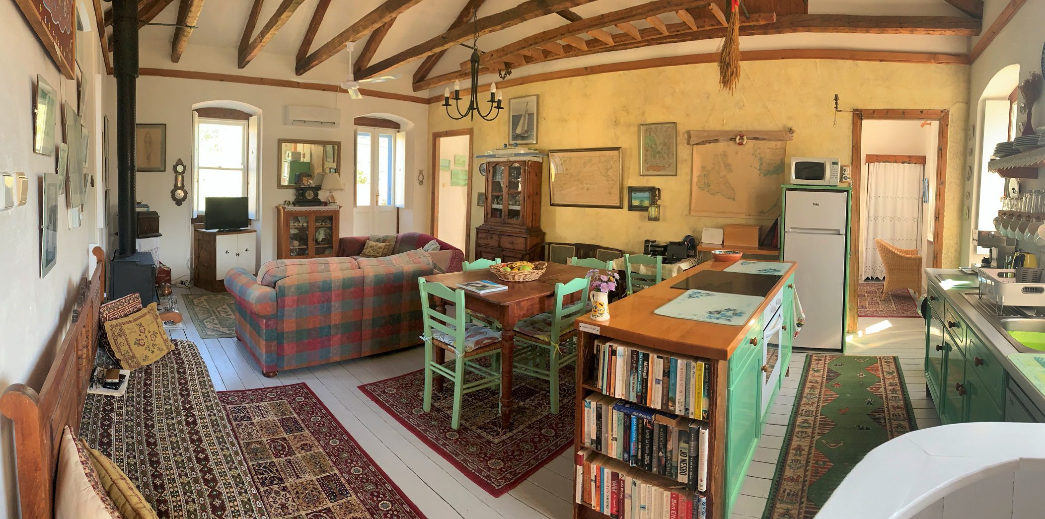 Living room / Kitchen of house for sale Ithaca Greece, Lahos