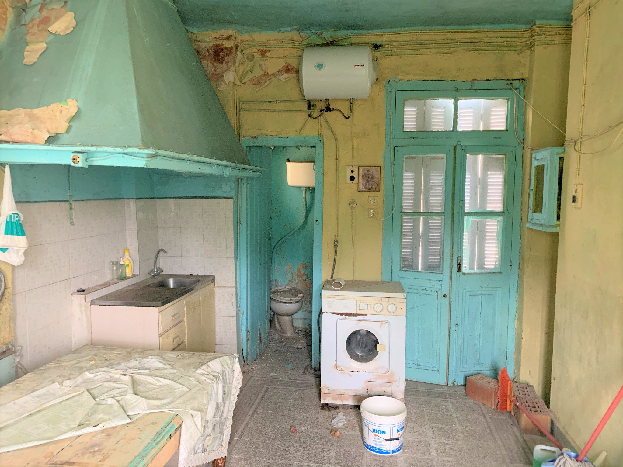 Interior kitchen of house for sale in Ithaca Greece Vathi