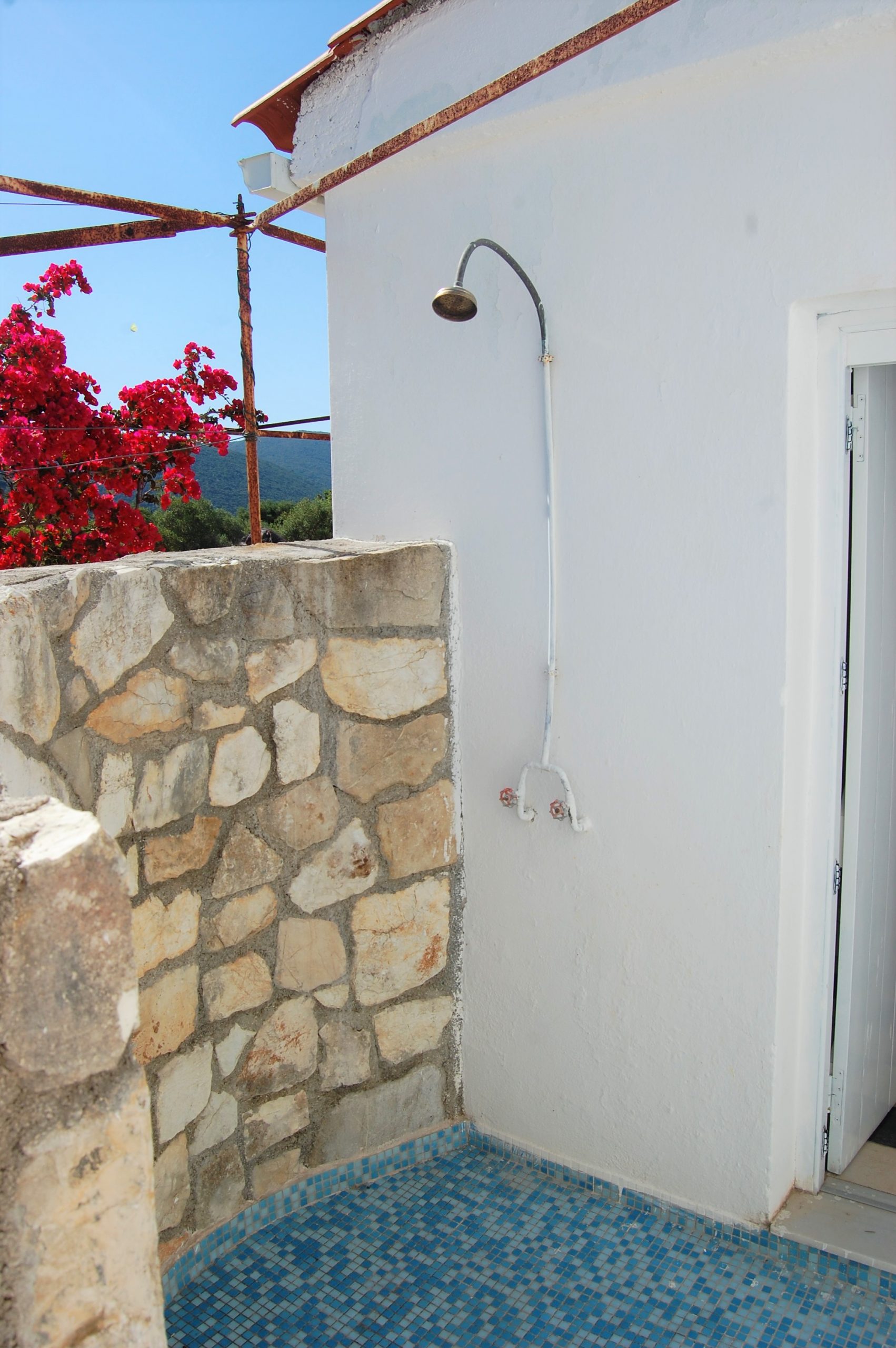 Outside space of holiday house for Rent on Ithaca Greece, Afales