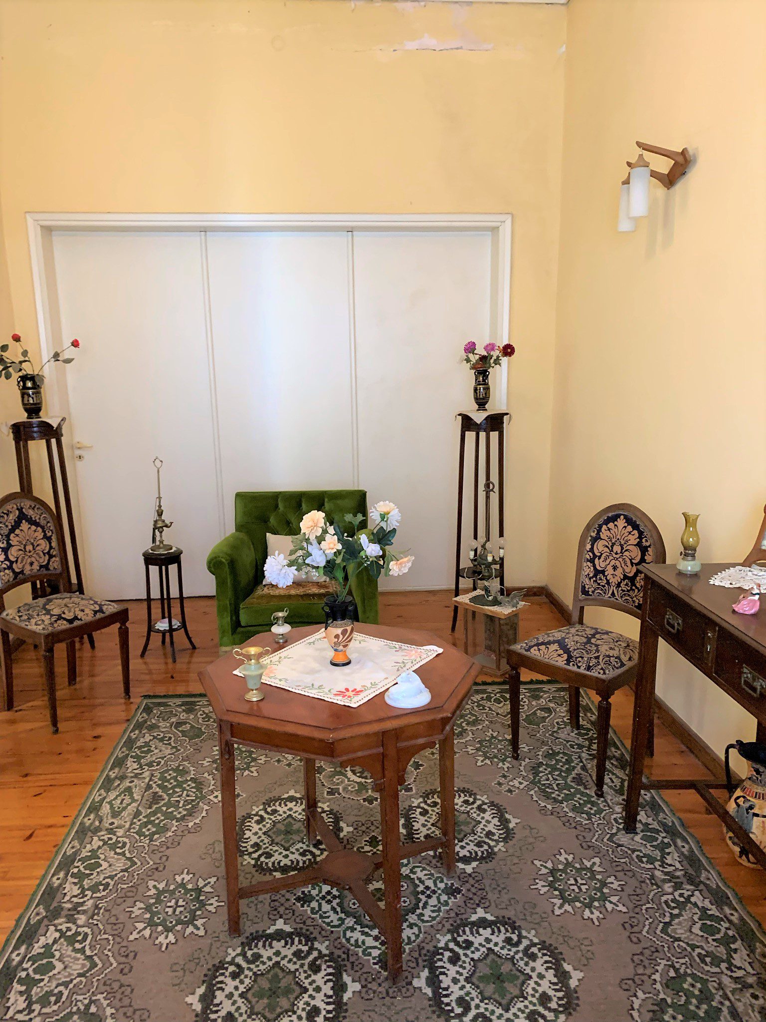 Living room of house for sale in Ithaca Greece, Vathi