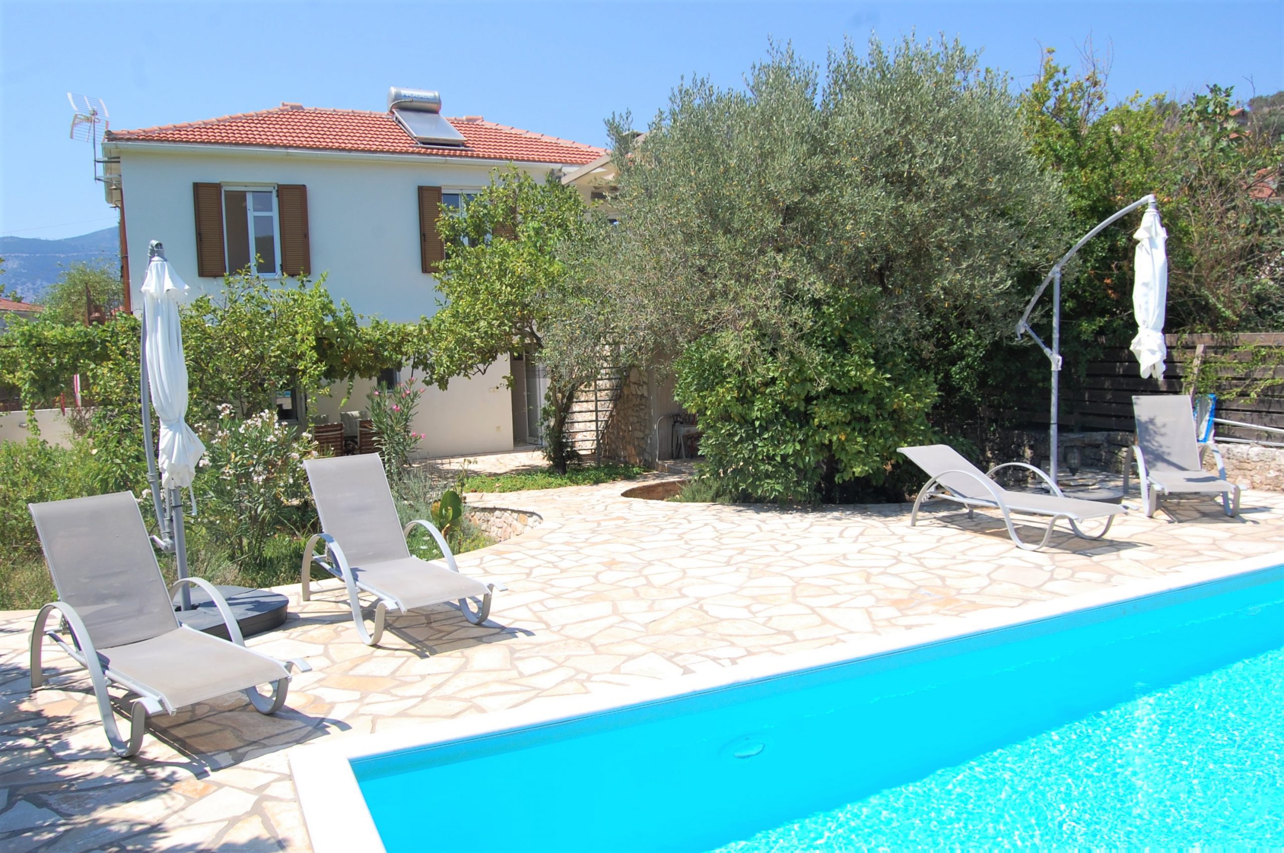 Swimming pool of house for rent in Ithaca Greece, Vathi