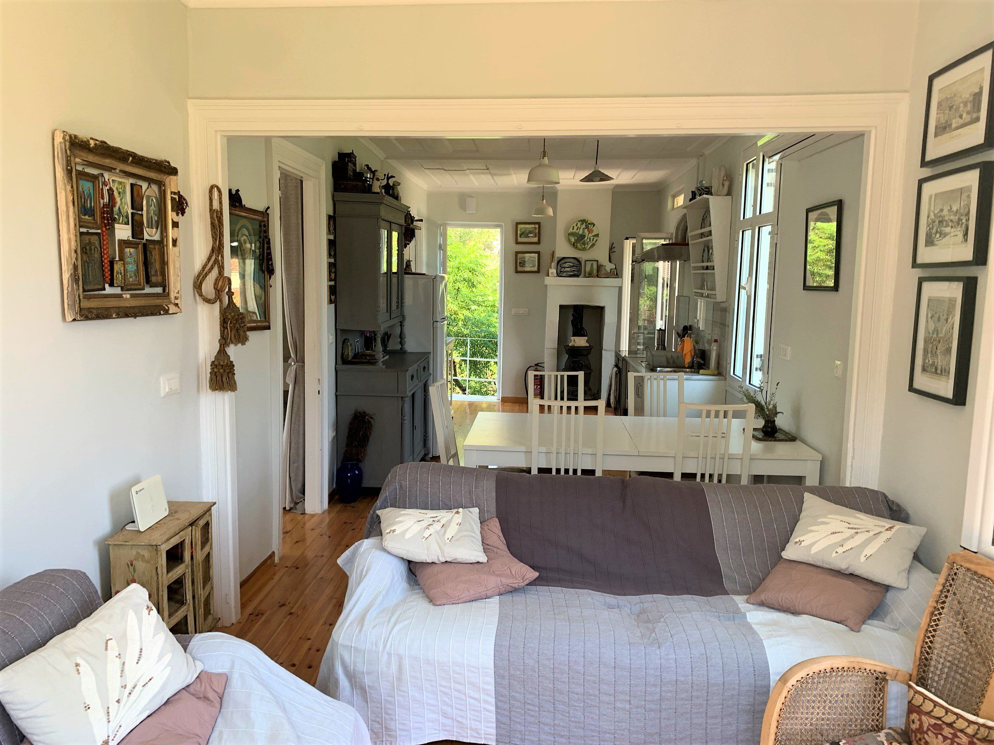 Living room area of house for rent in Ithaca Greece, Vathi