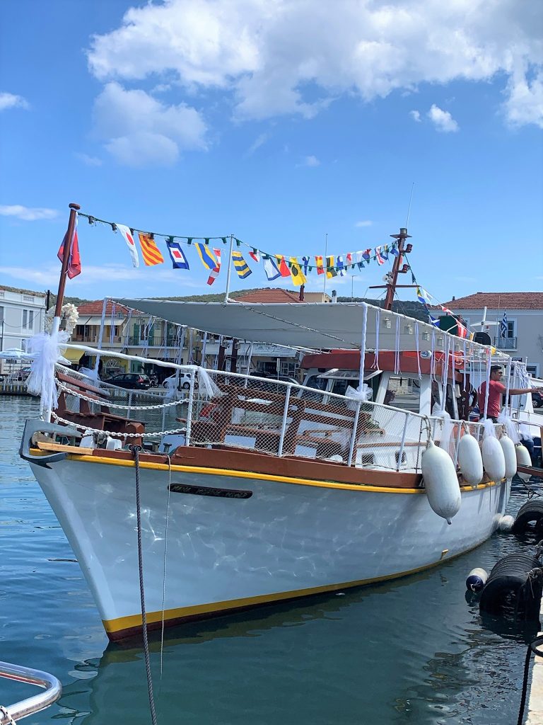 Mana Korina boat transfer wedding Ithaaca Greece