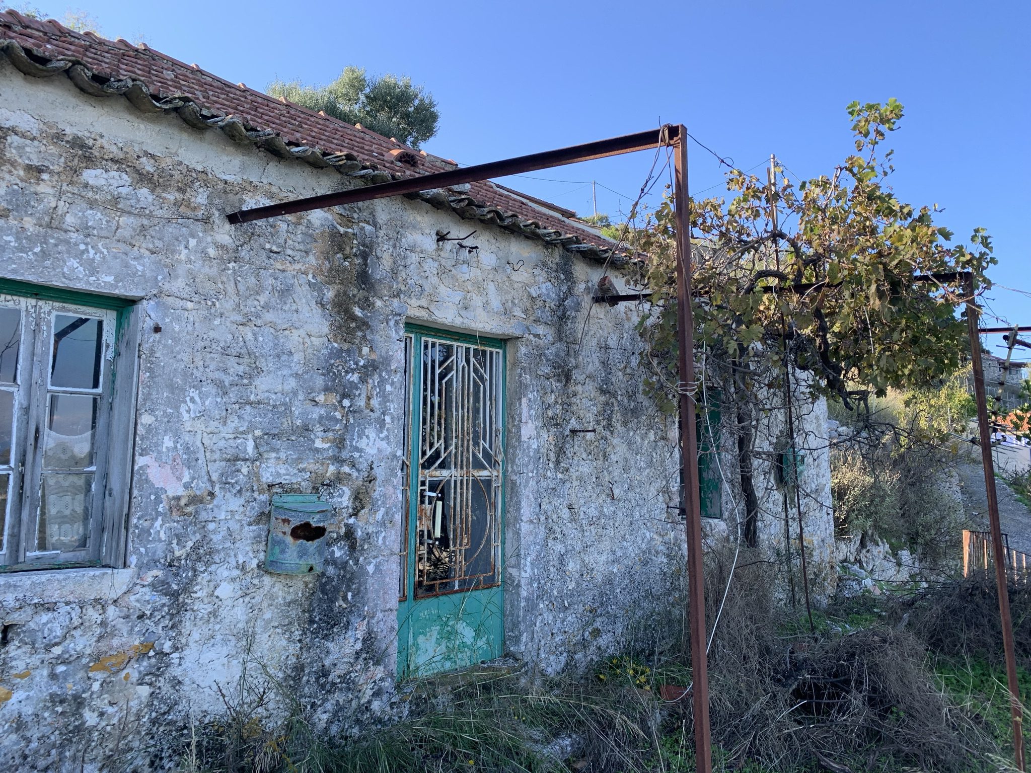 Exterior of house for sale Ithaca Greece, Exoghi