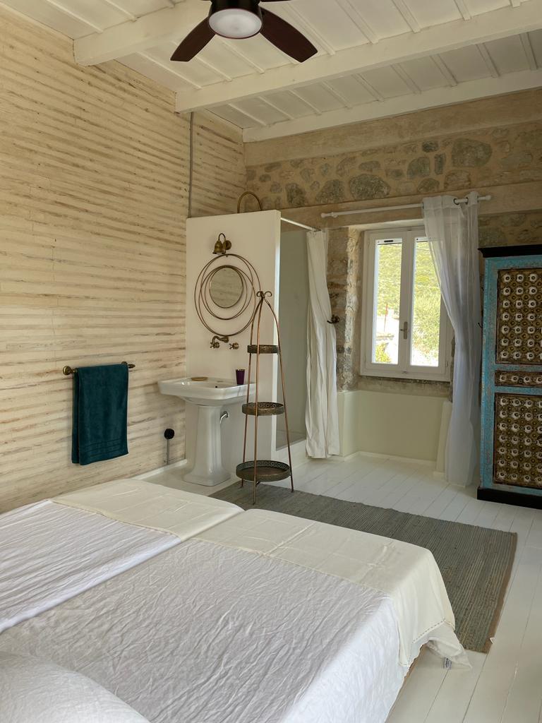 Bedroom of villa for rent on Ithaca Greece, Lahos