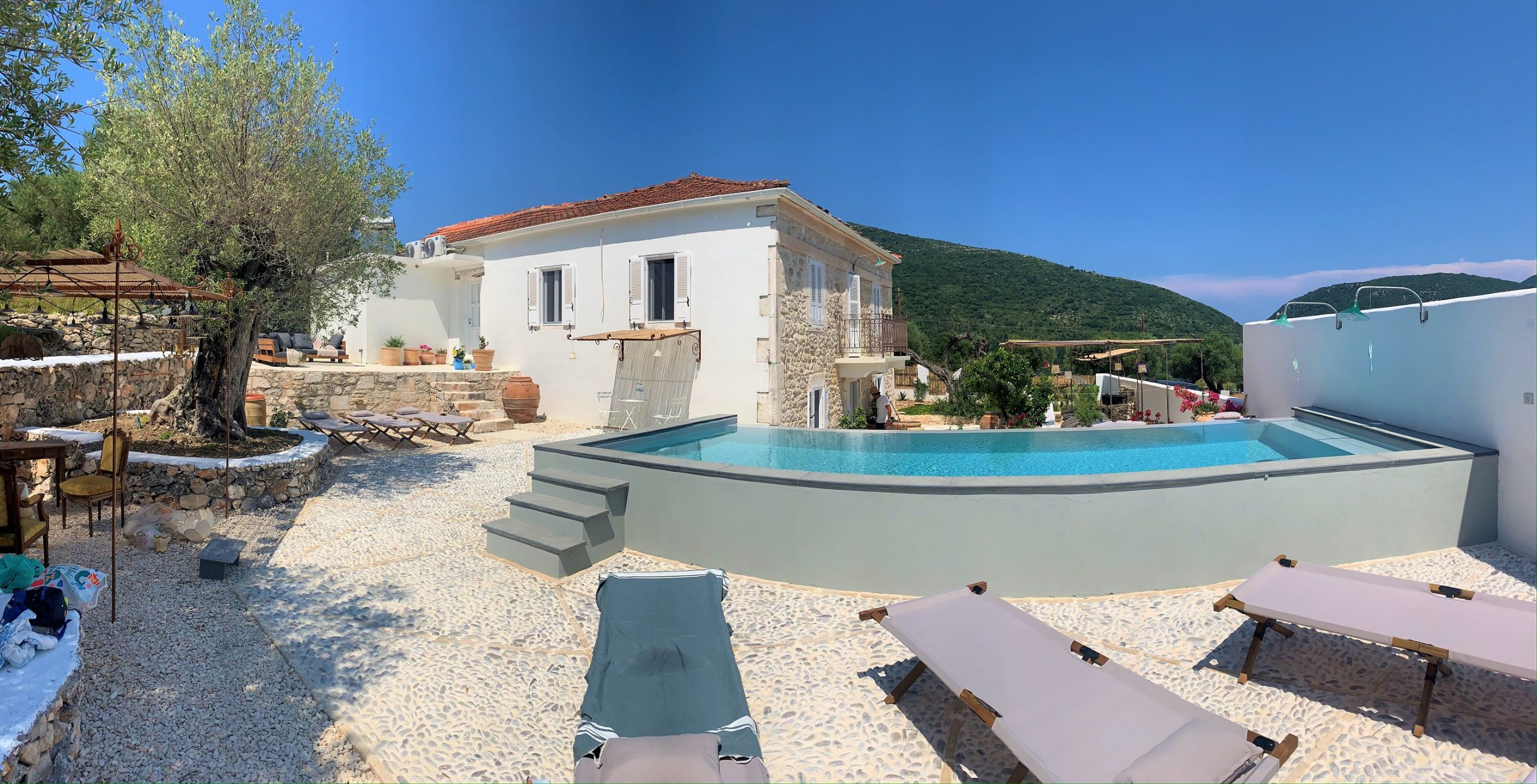 Swimming pool of villa for rent on Ithaca Greece, Lahos