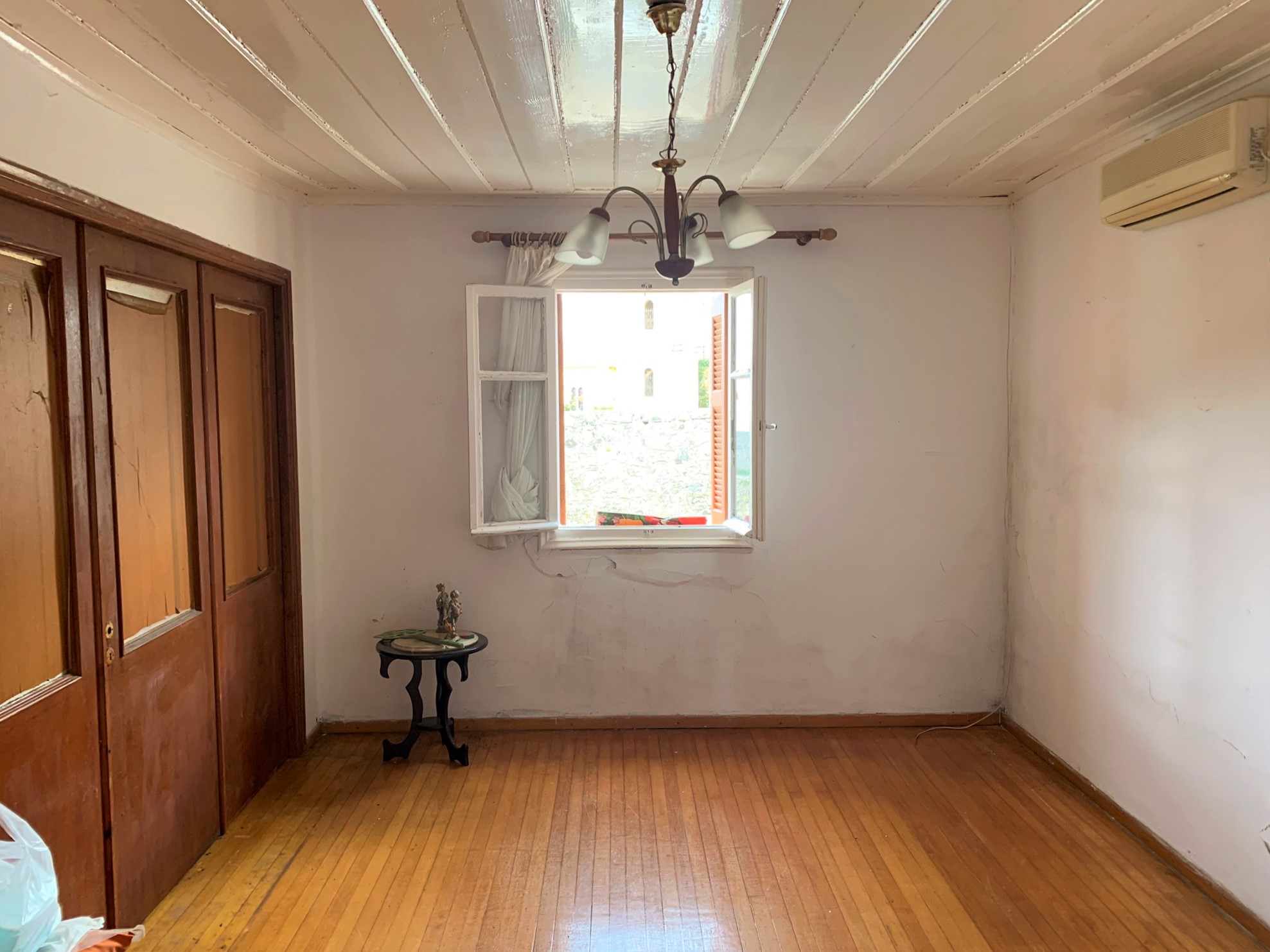 Interior of house for sale on Ithaca Greece, Vathi