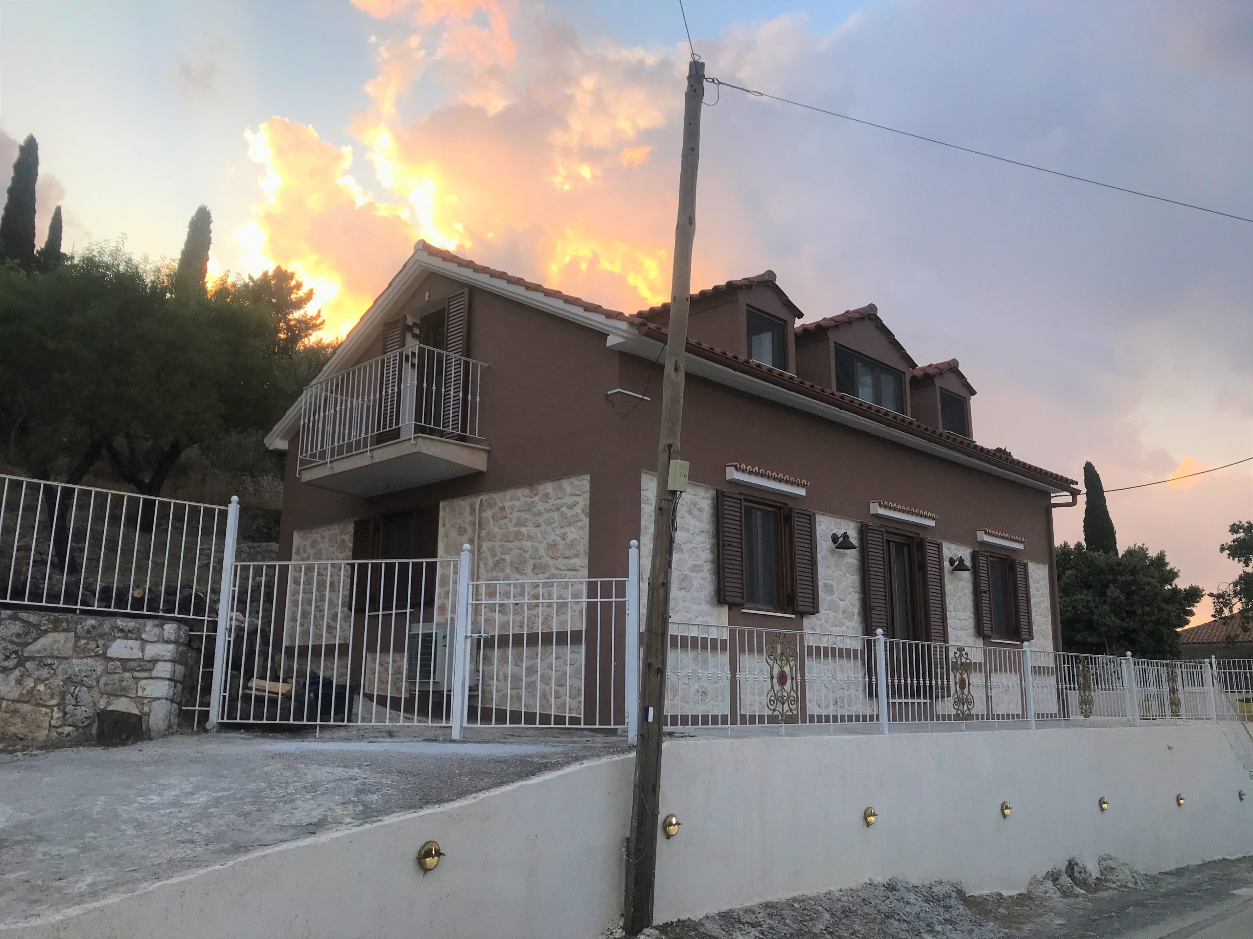 Exterior of house for rent on Ithaca Greece, Anoghi
