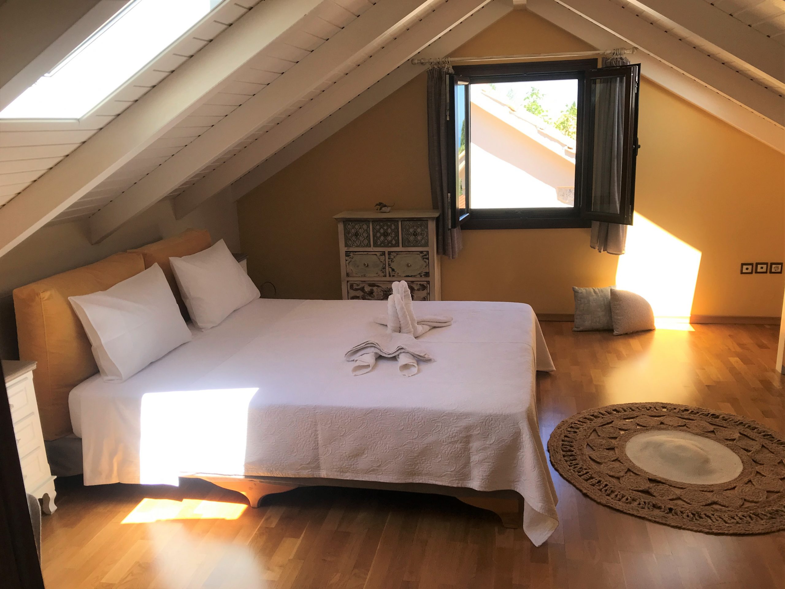 Bedroom of house for rent on Ithaca Greece, Anoghi