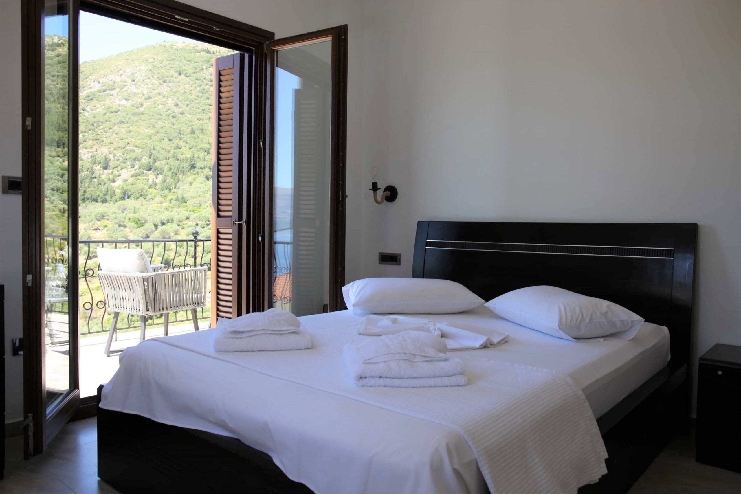 Bedroom of house for rent on Ithaca Greece, Stavros