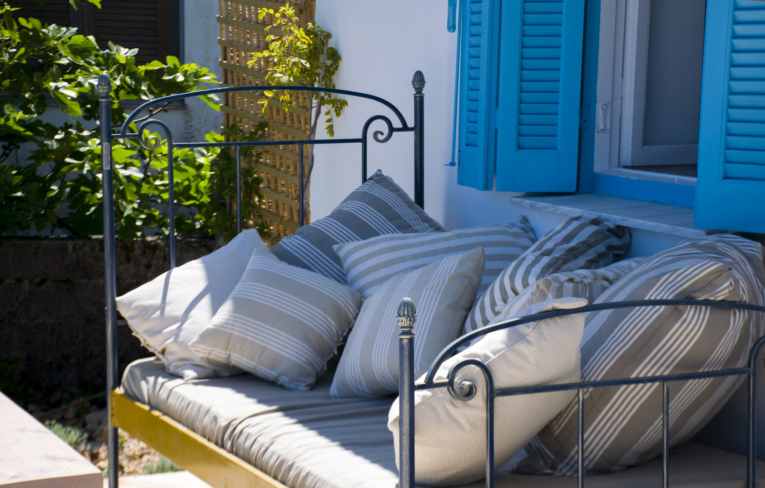 Outdoor areas of house for sale on Ithaca Greece, Perachori