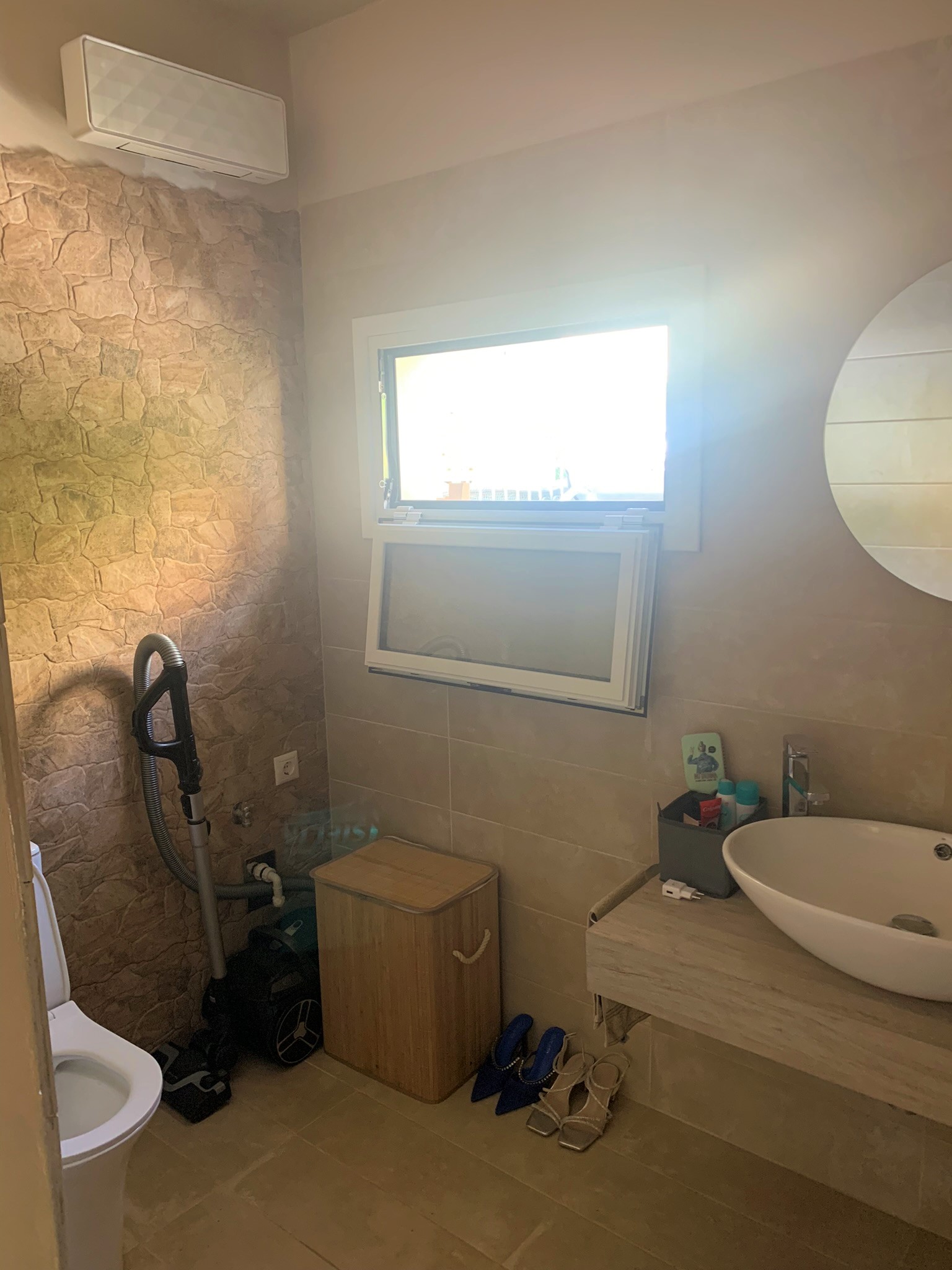 Bathroom of house for sale on Ithaca Greece, Vathi