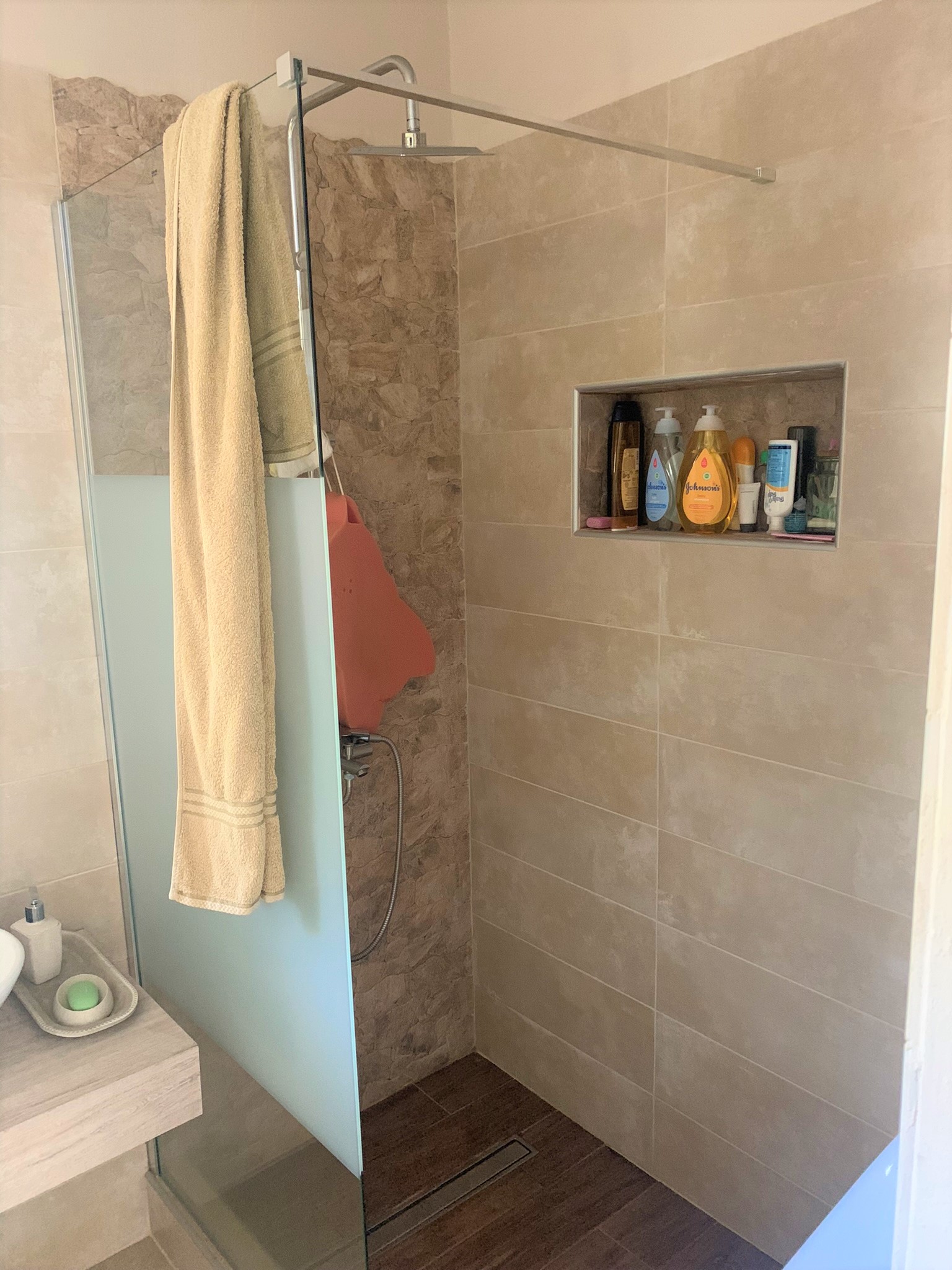 Bathroom of house for sale on Ithaca Greece, Vathi