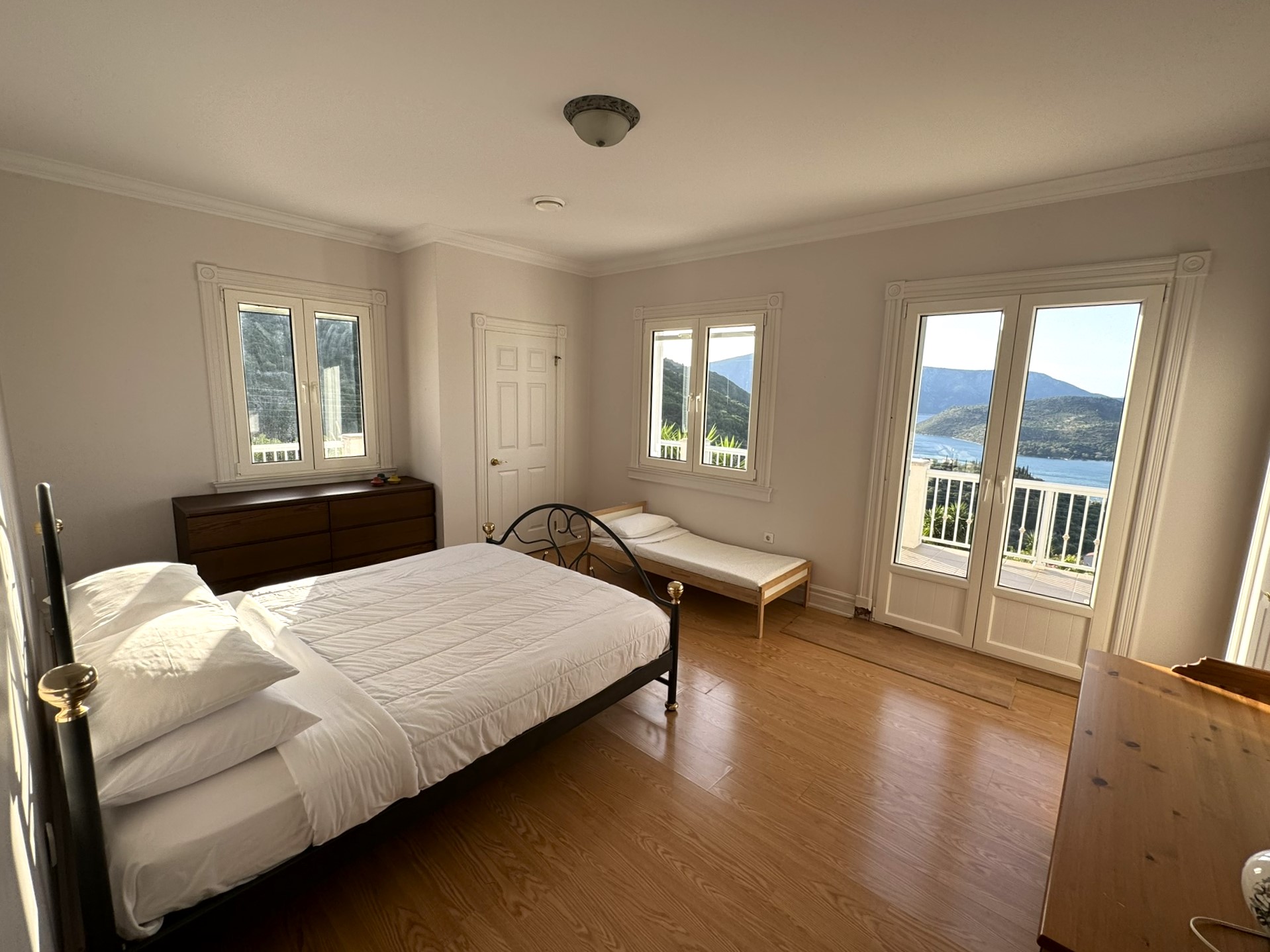 Bedroom of villa with pool for rent in Ithaca Greece Perachori