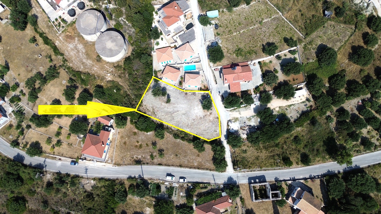 Aerial view with location and border of land for sale in Ithaca Greece Platrihya