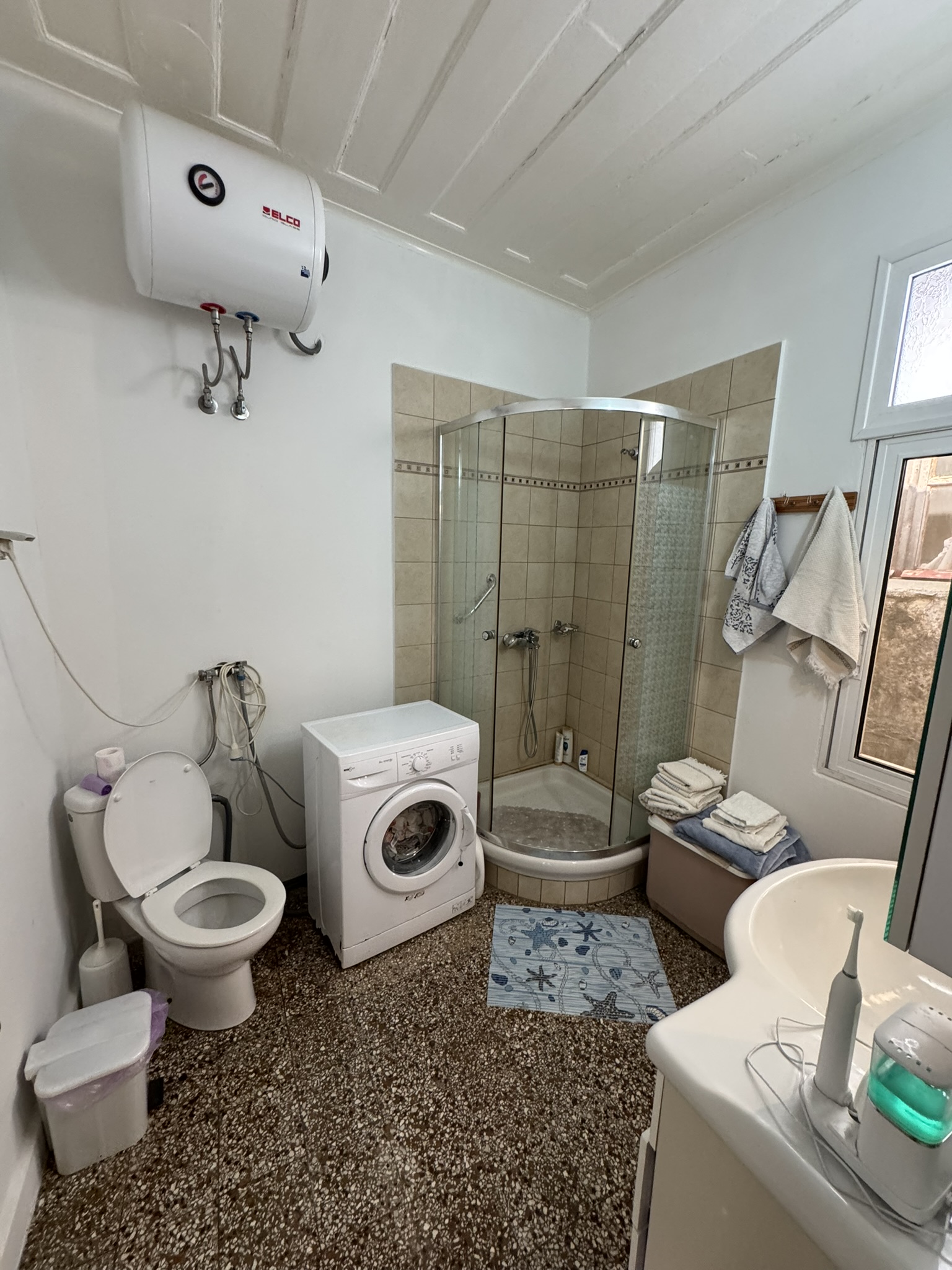 Bathroom of house for sale in Ithaca Greece, Vathi